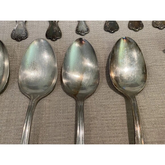 20 Pcs Old Company Silverplate Signature Rose No Monogram Forks Spoons Ladle Etc - Picture 4 of 8